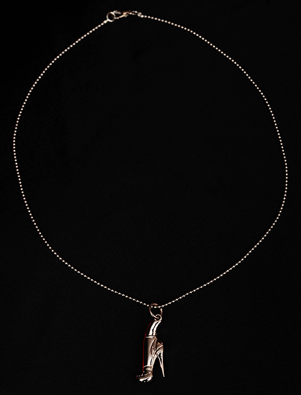 silver shoe necklace 09